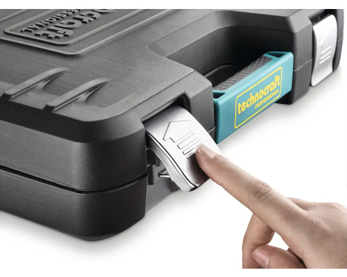 Werkzeugkoffer mit Hand, der Verschluss öffnet