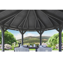 Pavillon de jardin en bois avec table dressée et vue sur la nature
