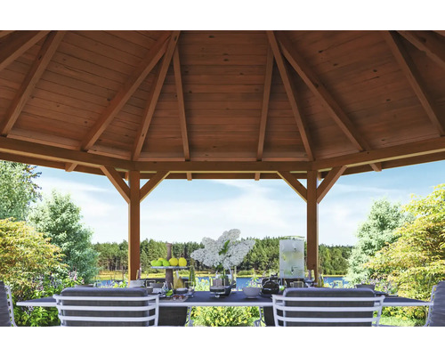 Holzpavillon mit gedecktem Esstisch im Garten