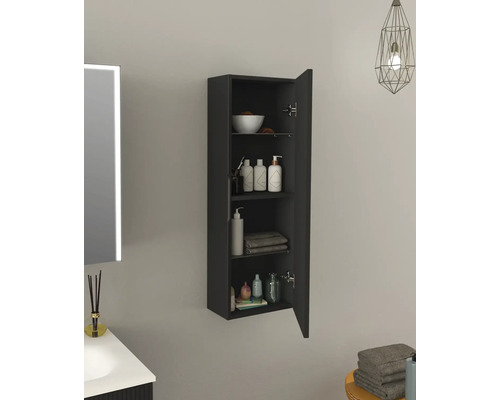 Offener, schwarzer Badezimmerschrank mit Regalen zur Aufbewahrung von Badutensilien