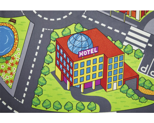 Spielteppich mit Stadtmotiv, einschließlich Hotel, Park und Strassen