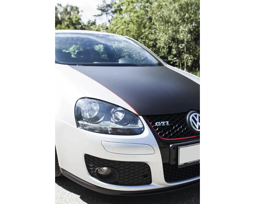Volkswagen GTI avec film sur le capot