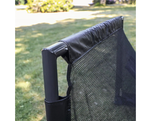 Vue détaillée d''un filet de trampoline avec cadre