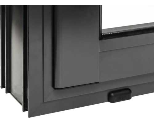 Gros plan d''une fenêtre en plastique grise