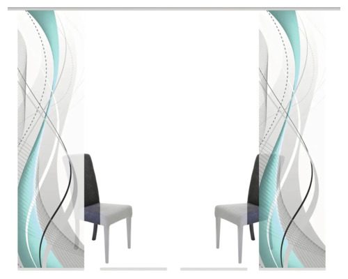 Flächenvorhänge mit abstraktem Muster und Stühlen
