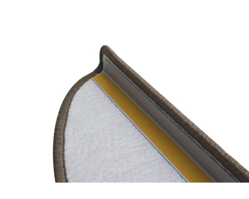 Treppenmatte mit Klebeband zur Montage