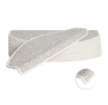 Jeu de tapis d''escalier avec surface textile et forme arrondie