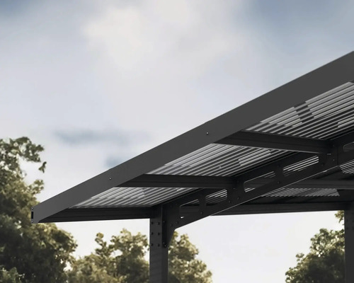 Vue détaillée d''un toit de pavillon avec tôle ondulée