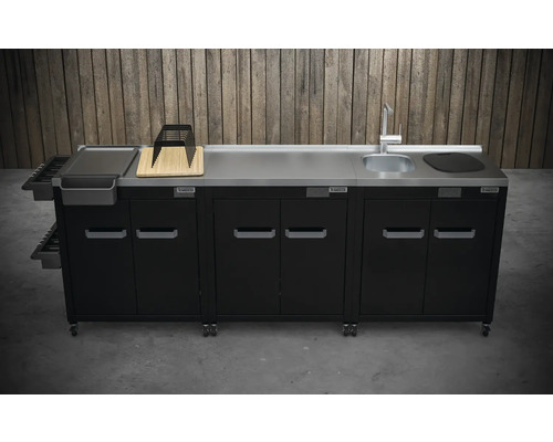 Cuisine extérieure avec évier, planche à découper, tiroirs et placards