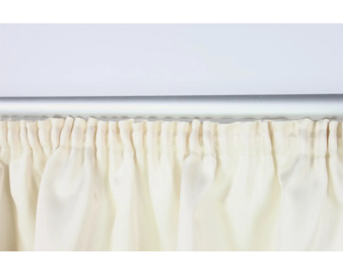 Gardine an einer Gardinenstange