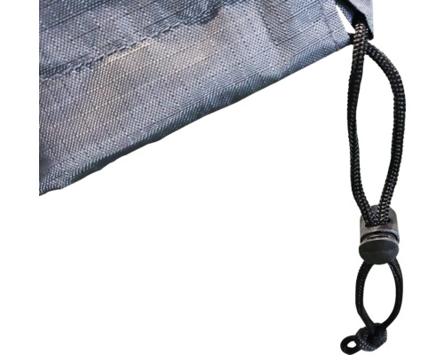 Detailansicht eines Stoffbezugs mit Kordelzug