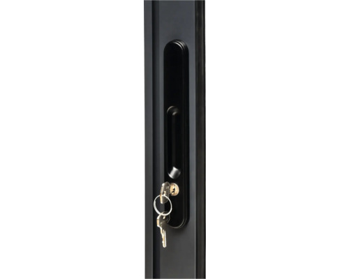 Garniture de porte avec clé dans la serrure