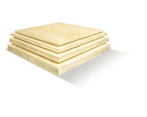 Pile de panneaux de bois