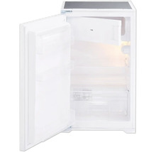 Geöffneter, kleiner Kühlschrank mit Regalen und Innenbeleuchtung