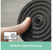 Hansgrohe Duschkopf mit Quick Clean Funktion und Hand zur Kalkentfernung