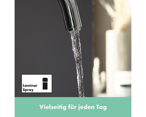 Wasserhahn mit Laminarstrahl im Einsatz