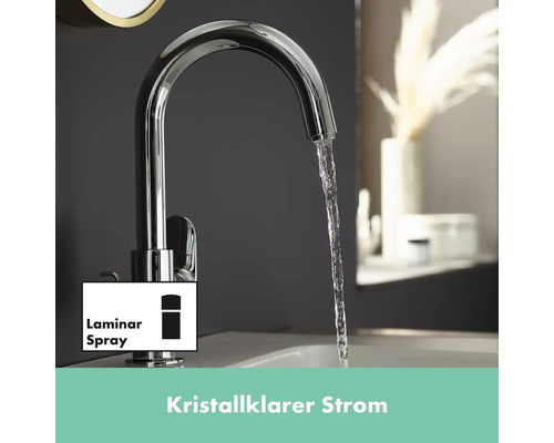 Chromfarbene Waschtischarmatur mit Laminarstrahl