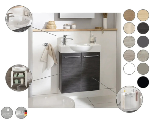 Salle de bains avec meuble sous-lavabo, lavabo et robinet