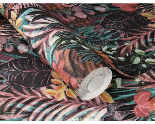 Tapetenrolle mit floralem Muster