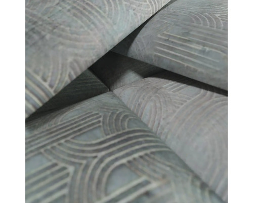 Stapel Tapetenrollen mit Muster