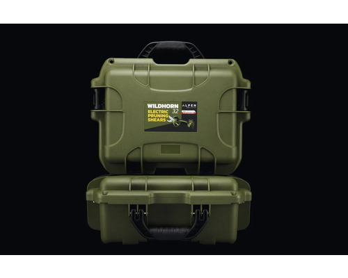 Zwei Transportkoffer für elektrische Gartenscheren gestapelt