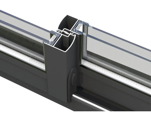 Vue détaillée d''un châssis de fenêtre en aluminium avec verre