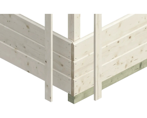 Detailansicht eines Holzgartenhauses mit Nut-und-Feder-Verbindung.