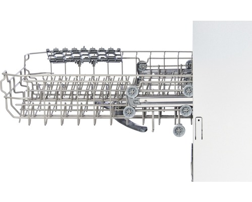 Lave-vaisselle avec panier sorti