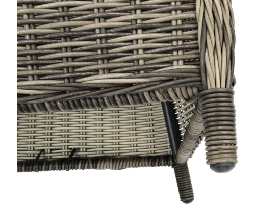 Detailansicht eines grauen Korbsessels