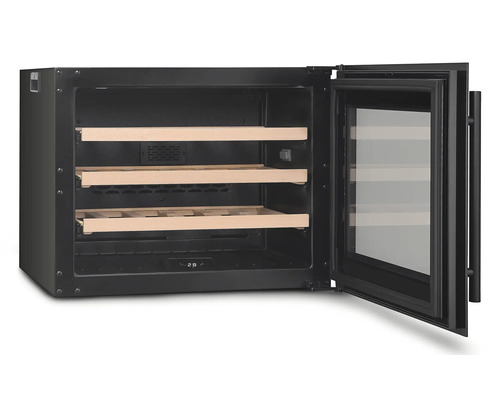 Offene Weinklimatruhe mit Holzeinlegeböden