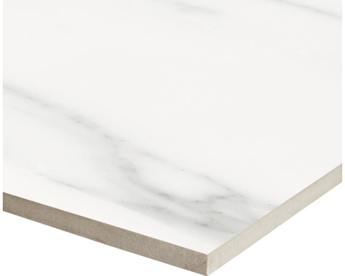 Carrelage blanc aspect marbre