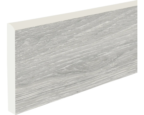 Plinthe avec structure en bois