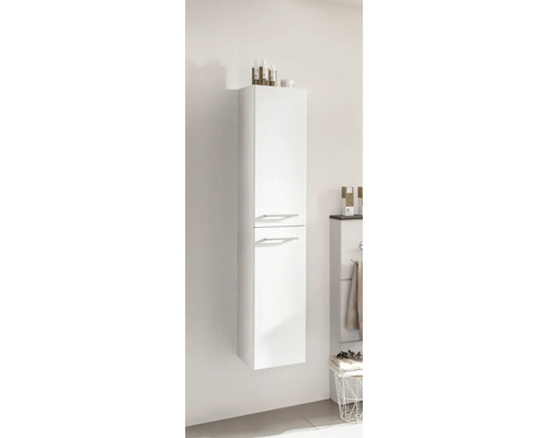 Hoher, weisser Badezimmerschrank mit zwei Türen und Griffen