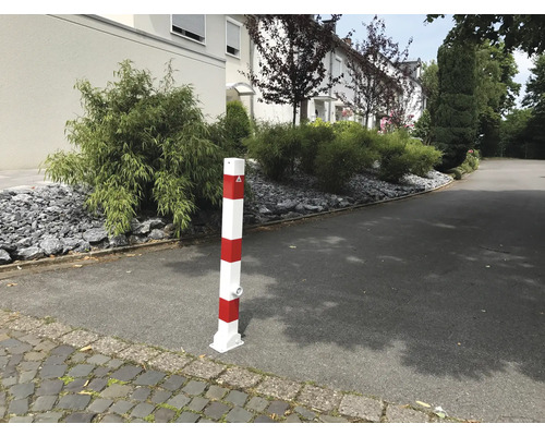 Borne de sécurité en acier rouge et blanc pour la sécurité routière