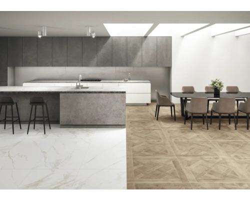 Cuisine et salle à manger claires et conviviales avec carrelage dans deux designs différents.