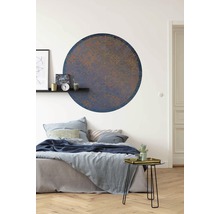 Schlafzimmer mit Bett und Wandtattoo im Mandala Design