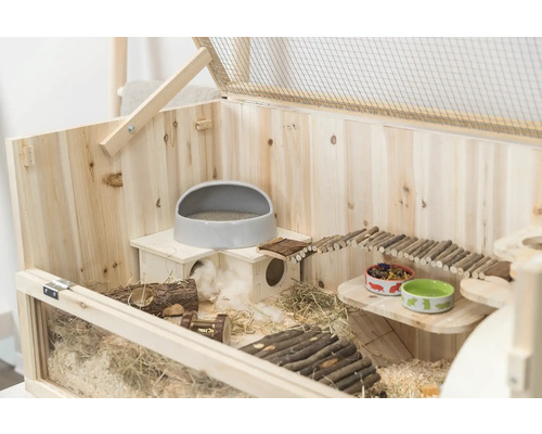 Cage pour hamster en bois avec accessoires tels que maison, pont et gamelle