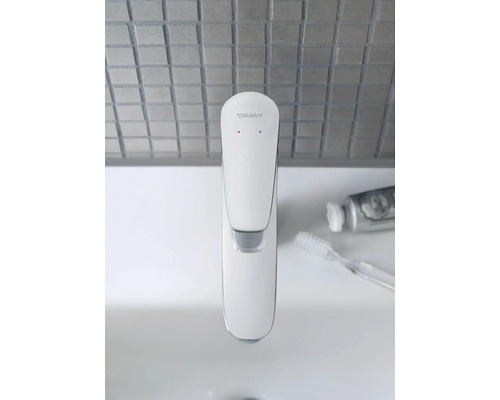 Robinet de lavabo Duravit dans la salle de bain