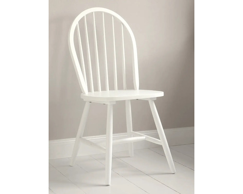 Chaise en bois blanc avec dossier arrondi et barreaux.