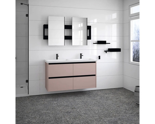 Salle de bains moderne avec meuble-lavabo double, armoire de toilette, étagères et douche.