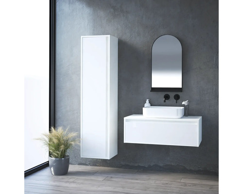 Salle de bains moderne avec meuble sous-lavabo blanc, armoire de toilette et lavabo à poser