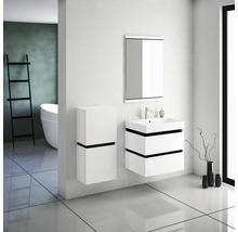 Modernes Badezimmer mit Waschtisch, Spiegelschrank und Regal