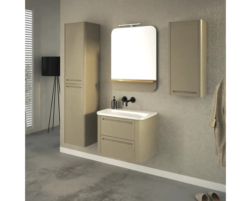 Modernes Badezimmerensemble mit Waschtisch, Spiegel, Hängeschrank und Hochschrank für ein stilvolles Ambiente