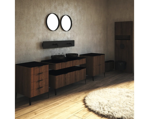 Salle de bains avec meuble-lavabo, miroirs, lavabos et meubles aspect bois