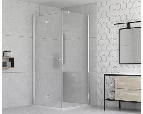 Salle de bains avec cabine de douche en verre, meuble-lavabo et miroir