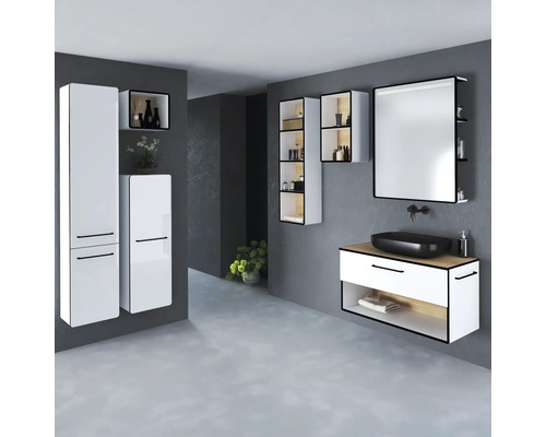 Salle de bains moderne avec armoires suspendues blanches, meuble-lavabo avec lavabo à poser noir et miroir