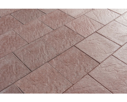 Pavés posés avec une surface irrégulière