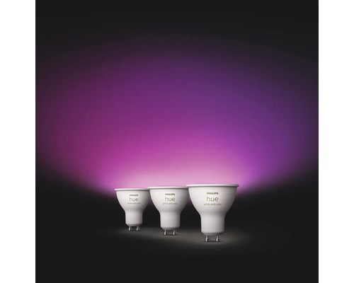Drei Philips Hue Leuchtmittel mit Farbfunktion