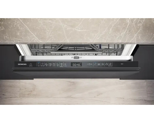 Lave-vaisselle Siemens ouvert avec panneau de commande