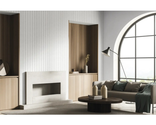 Espace de vie lumineux avec cheminée, canapé, table et grande fenêtre